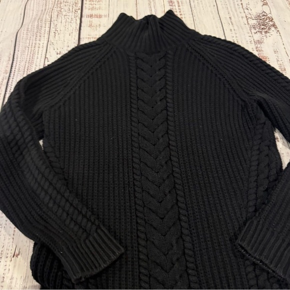 Lululemon Black Textured Knit Top - Picture 2 of 4